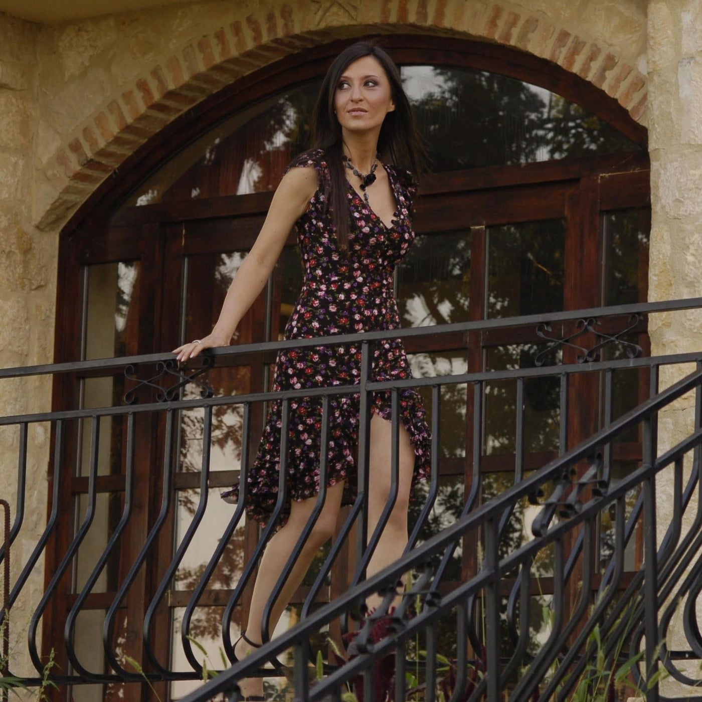 A Tale of Us by Maria Mutafchieva on Beatsource