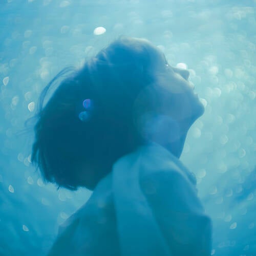 Umi Ippai Ni Furishikiru Hoshi