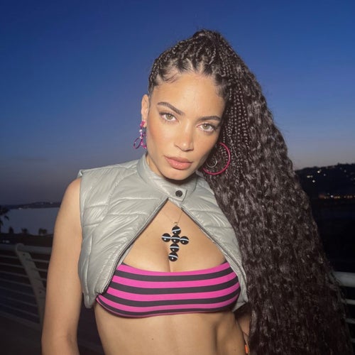 Elodie Profile