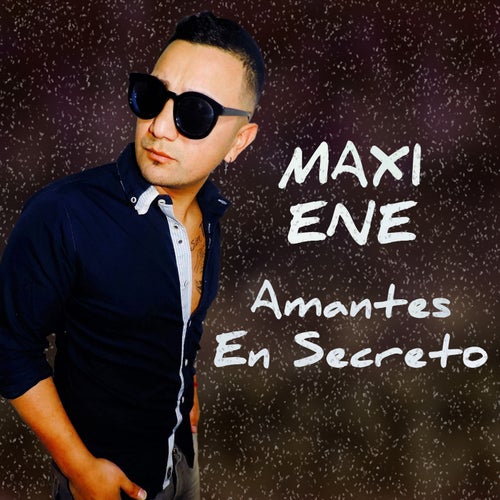 Amantes En Secreto