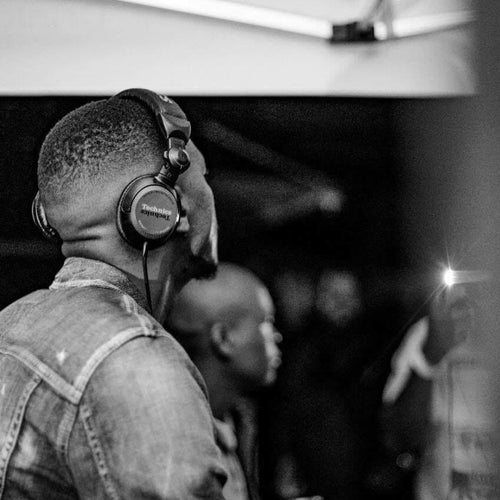 Oscar Mbo Profile