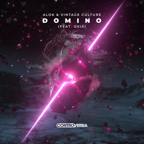 Domino (feat. Oxia) (Extended Mix)