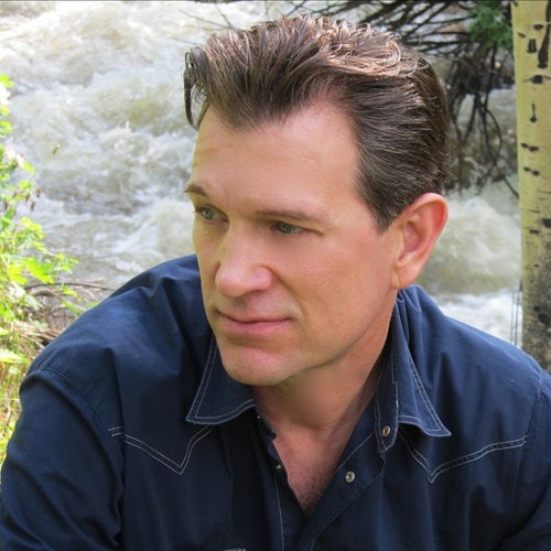 Chris Isaak Profile