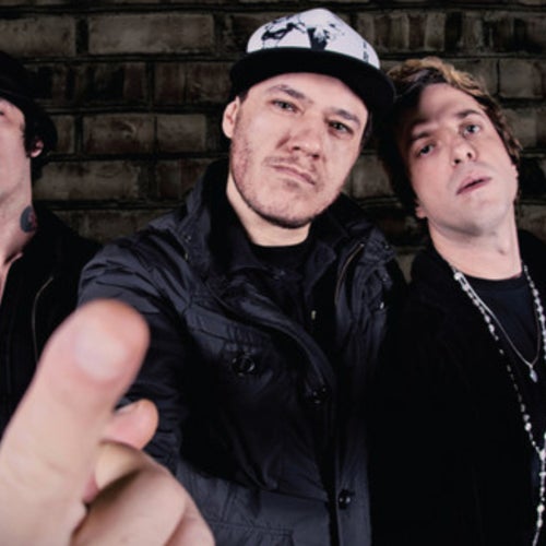 Charlie Brown Jr. Profile