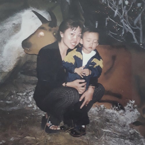 vì mẹ bên con