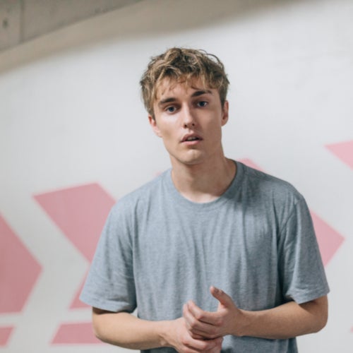 Sam Fender Profile