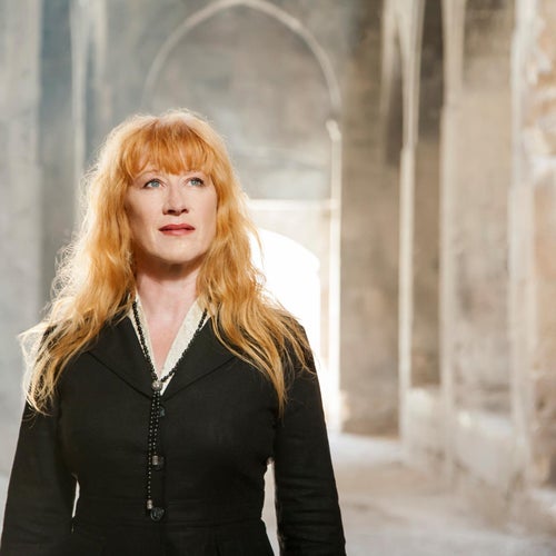 Loreena McKennitt Profile