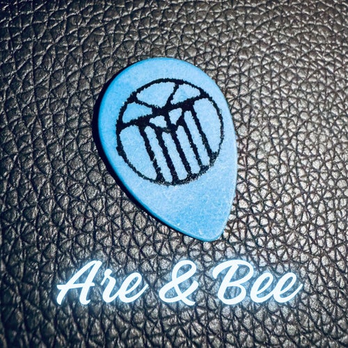 Are & Bee
