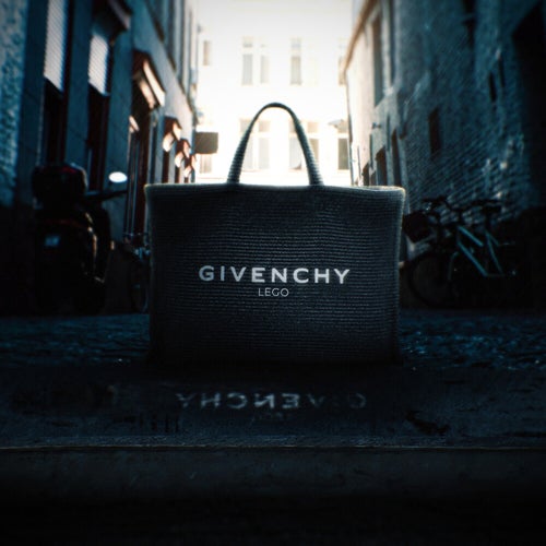 GIVENCHY