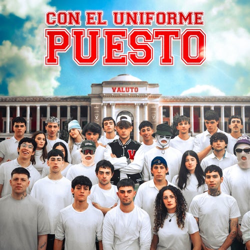 CON EL UNIFORME PUESTO