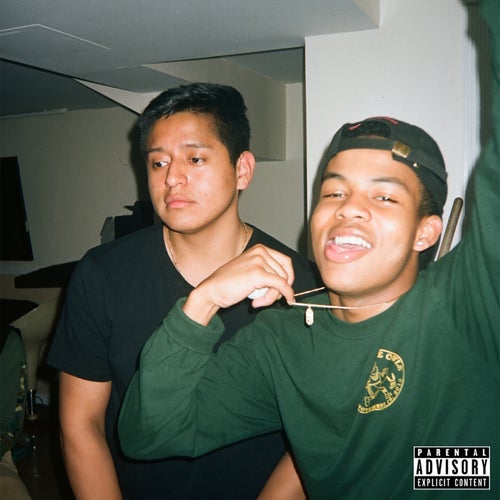 Gold Chain (feat. Cáel)