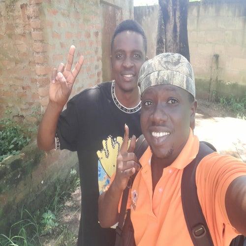 Sina Mashaka (feat. Freezo Libery)