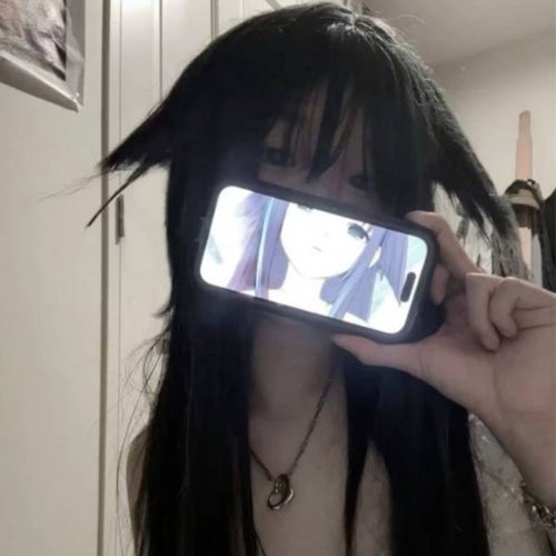 Moshi (feat. L4wW)