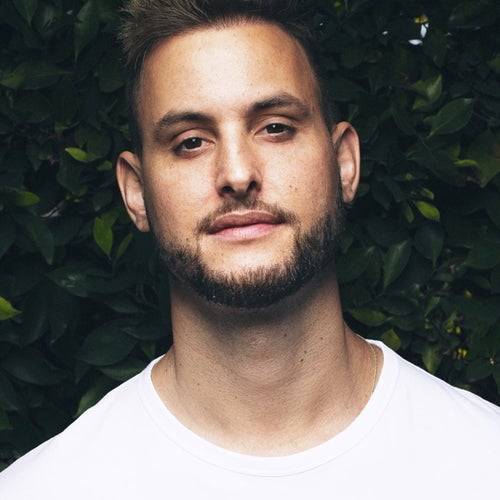 MAKJ Profile