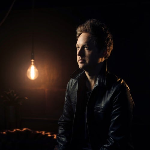Nick Howard Profile