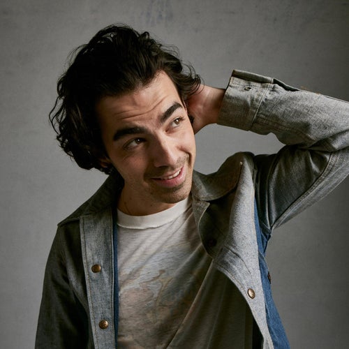 Joe Jonas Profile
