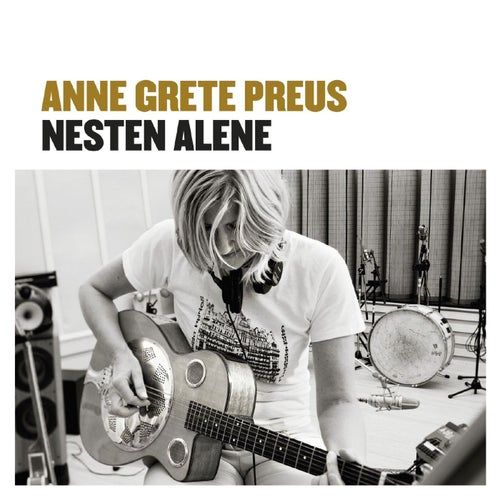 Nesten alene
