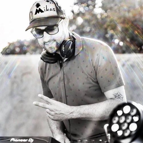 DJ Mikas Profile