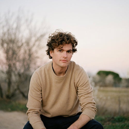 Vance Joy Profile