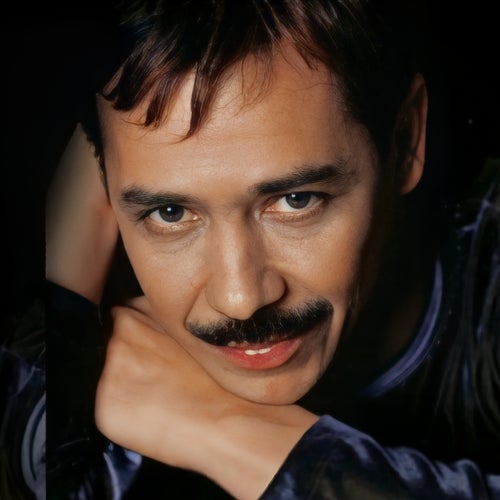 Eddie Santiago Profile