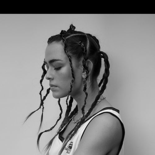 Lucy Vives Profile