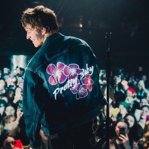 Pretty Baby (Live From Toronto)