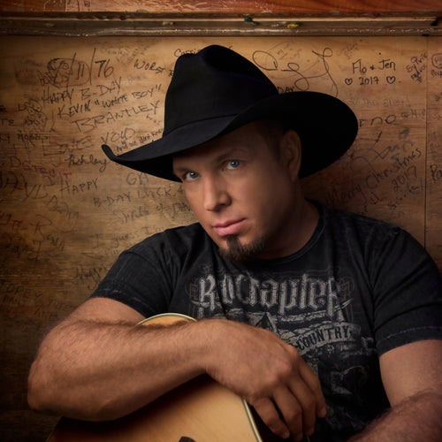 Garth Brooks Profile