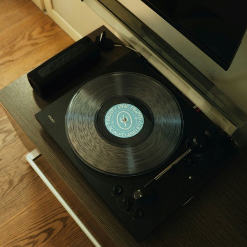 Trần Thu Hường - Mẹ Về Theo Gió