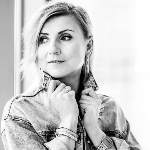 Novika Profile
