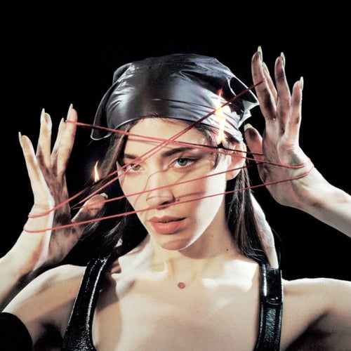 Caroline Polachek Profile