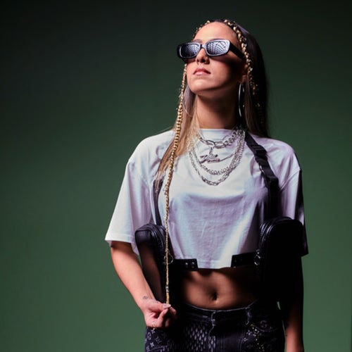 Yari M Profile