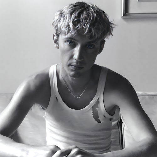Troye Sivan Profile