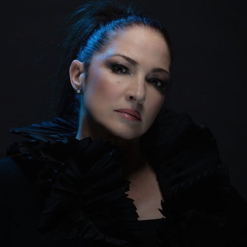 Gloria Estefan Profile