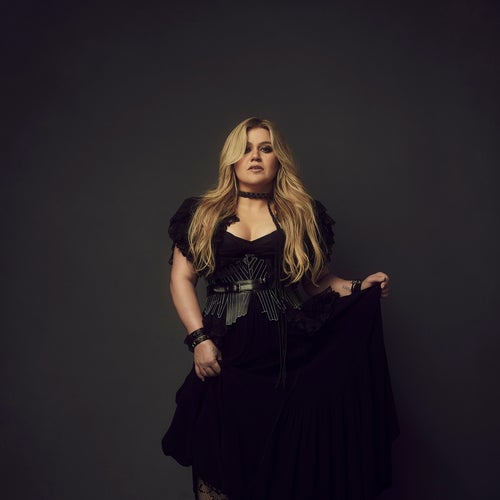 Kelly Clarkson Profile