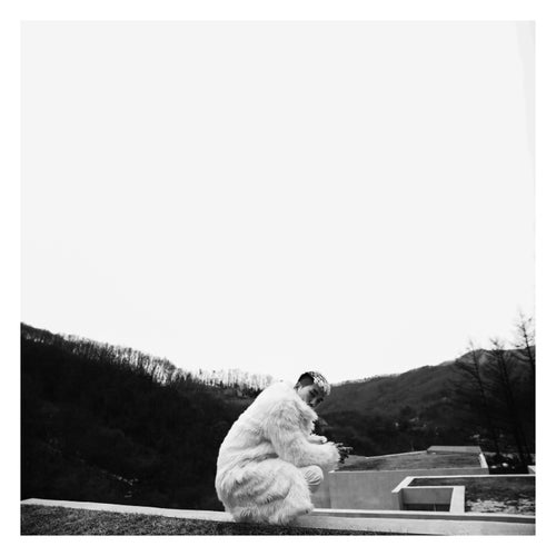 Cold World (feat. Jeremy Que$t)
