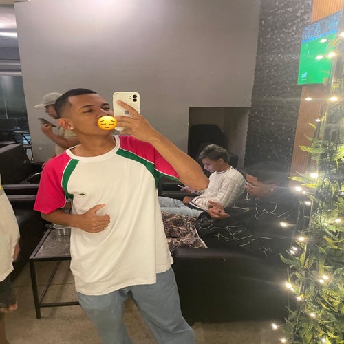 POSSO  COLOCAR ELETROFUNK 2.0