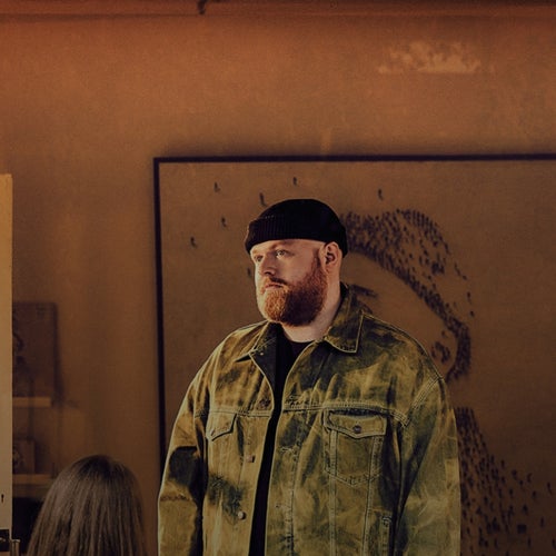 Tom Walker Profile