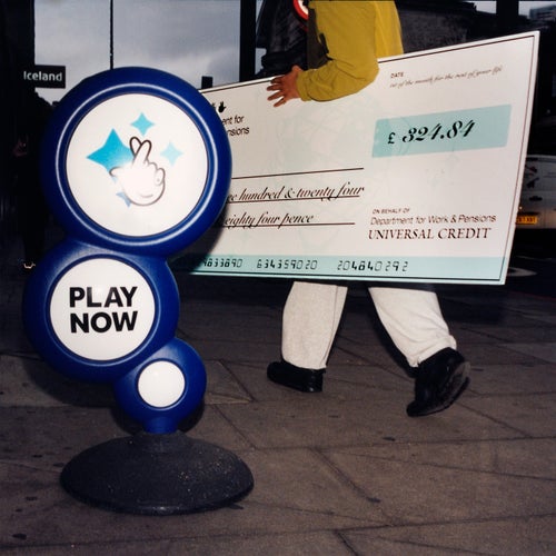 Universal Credit (Deluxe)