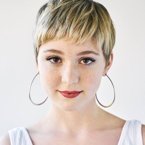 Cozi Zuehlsdorff Profile