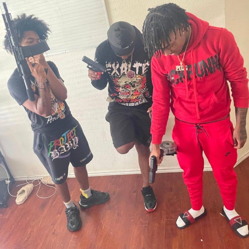 Triple threat (feat. Trxpbaby42 & 52hunnid)