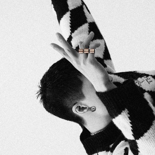 Hold tight on me