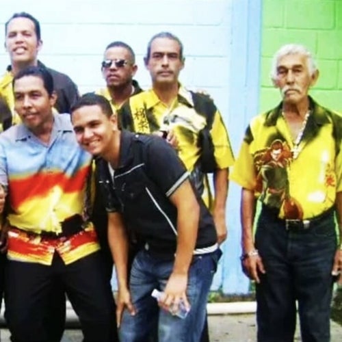 Los Vecinos Del Barrio