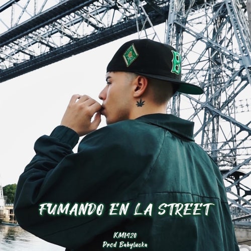 FUMANDO EN LA STREET