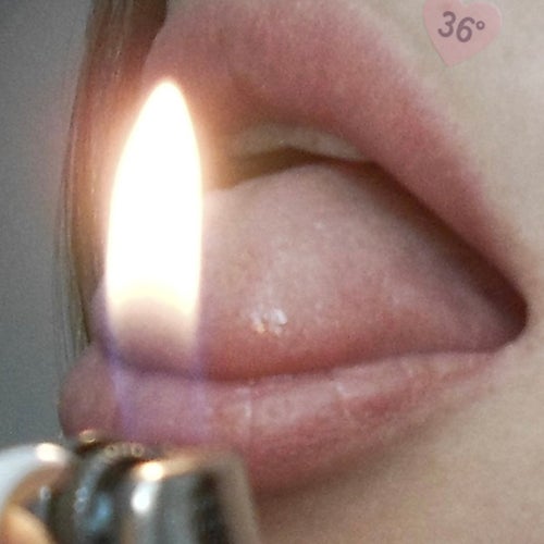 36°