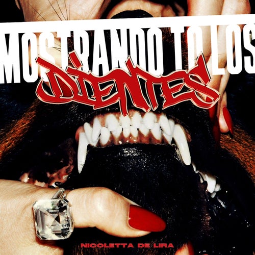 MOSTRANDO LOS DIENTES