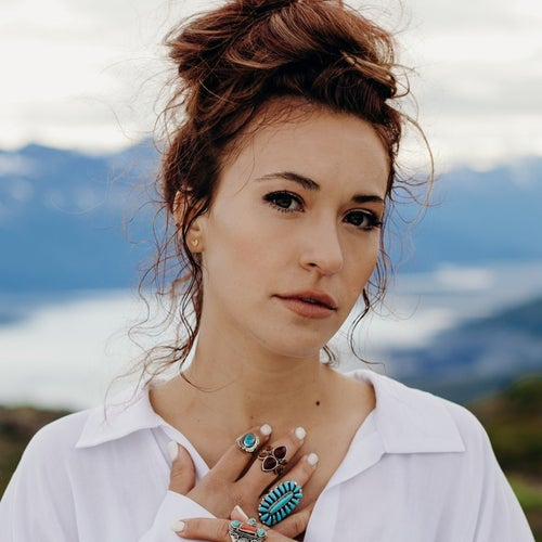 Lauren Daigle Profile