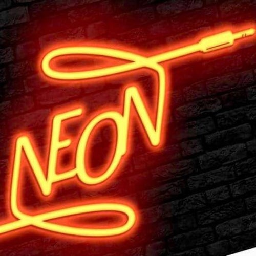 NEØN Profile