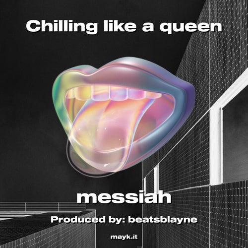 Chilling like a queen