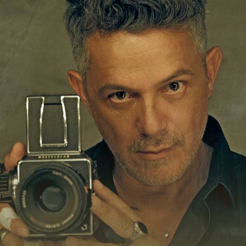 Alejandro Sanz Profile