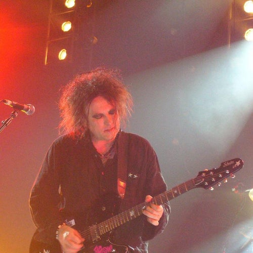 Robert Smith Profile